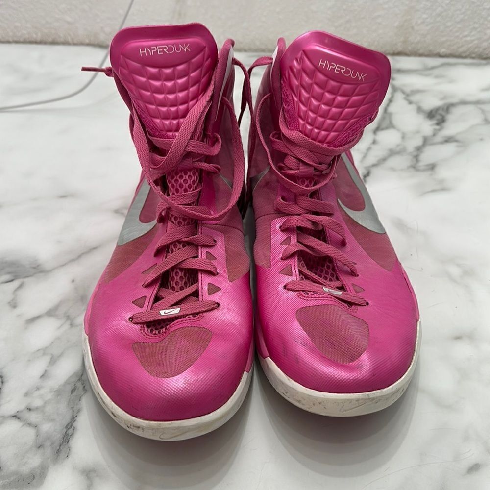 Nike Zoom Hyperdunk 2011 “Pink Fire”
